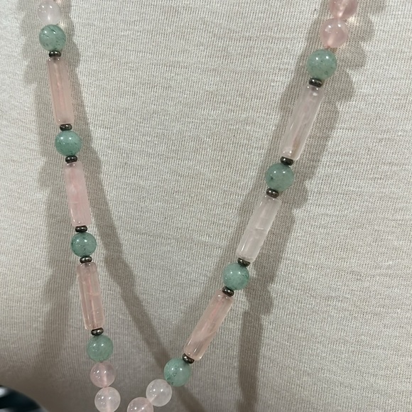 Vintage Rose Quartz and Green Jade Necklace - Picture 4 of 5